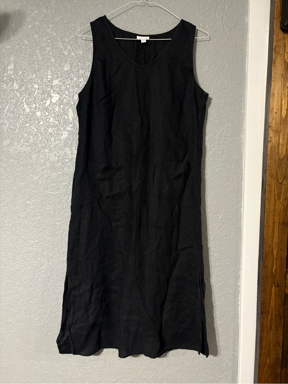 J. Jill Black Sleeveless V-Neck Midi Linen Dress
